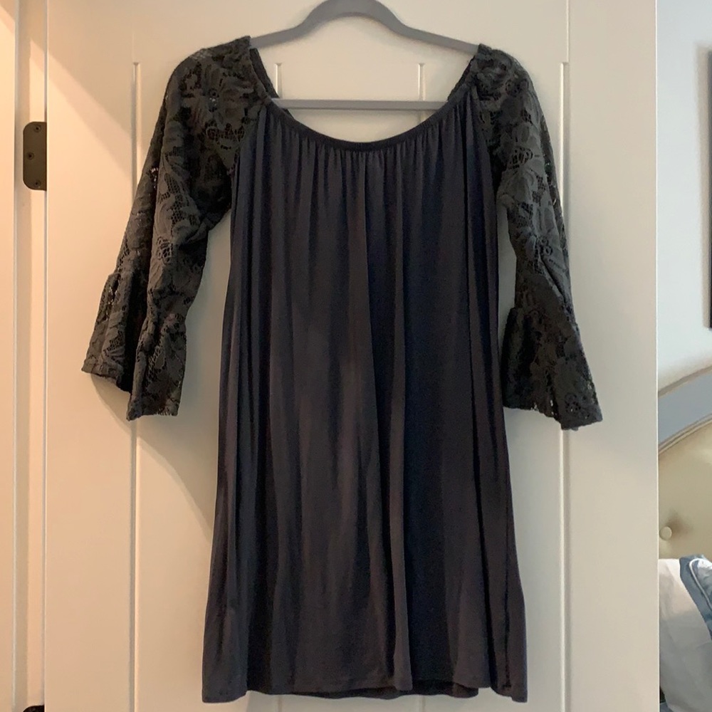 Off the shoulder mini dress or could be worn as a tunic, lace ruffle sleeves